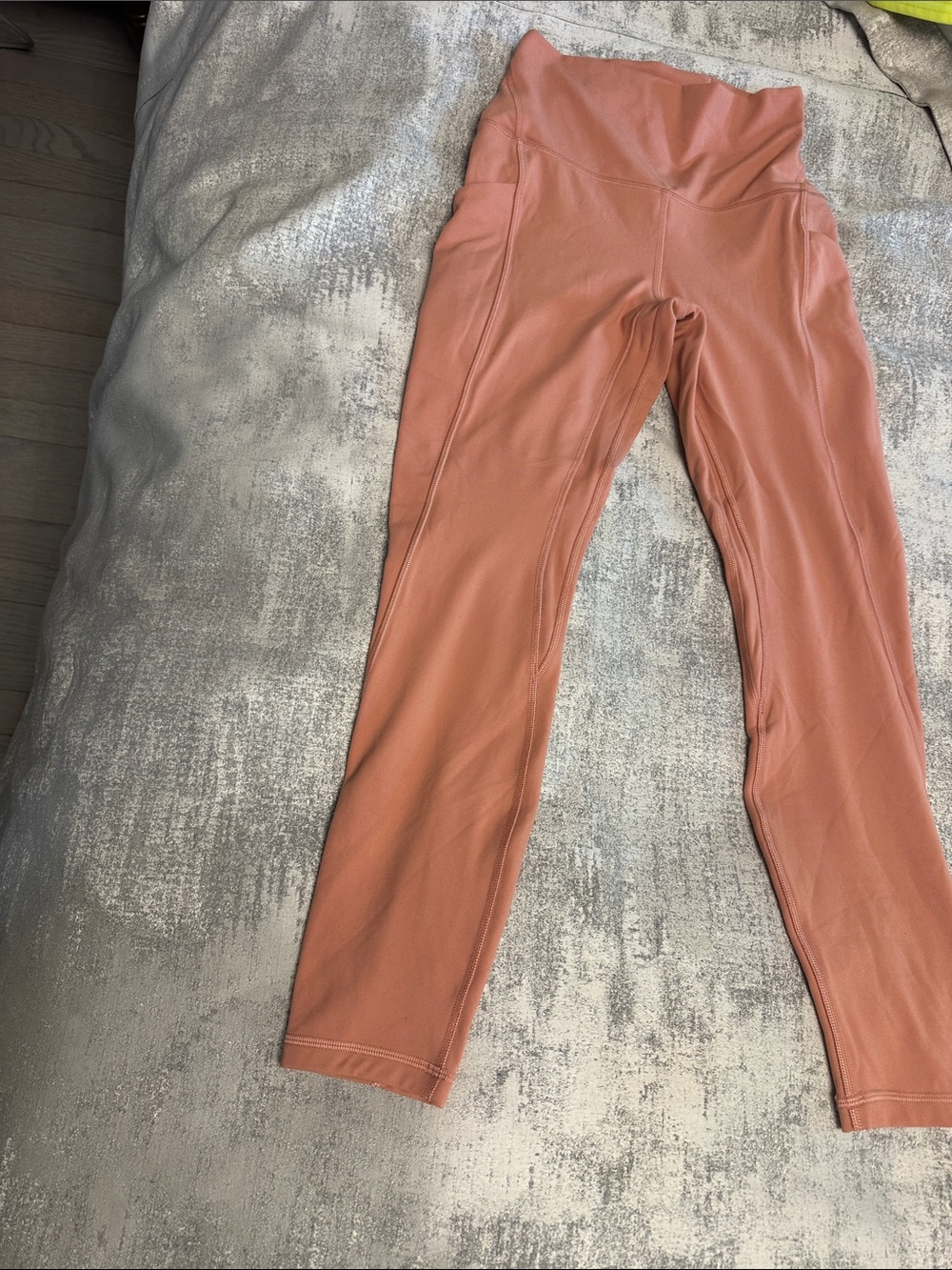Lululemon High-Waisted Leggings - Dusty Coral